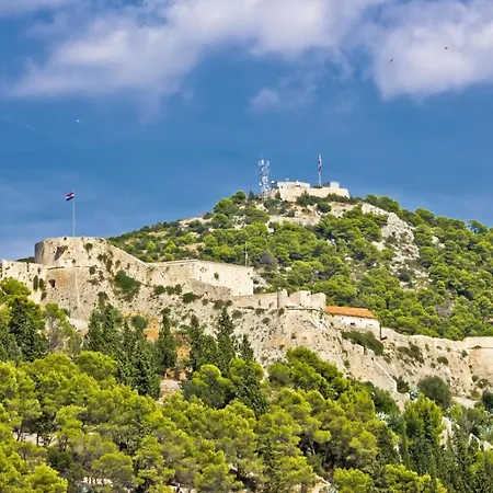 Guest house In Hvar With Sea View, Balcony, Air Conditioning, Wi-fi Hvar Town